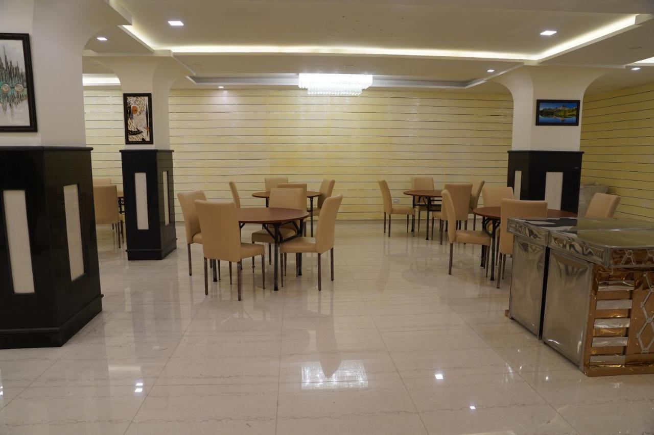 Rama Trident, Katra Hotel Катра Екстериор снимка