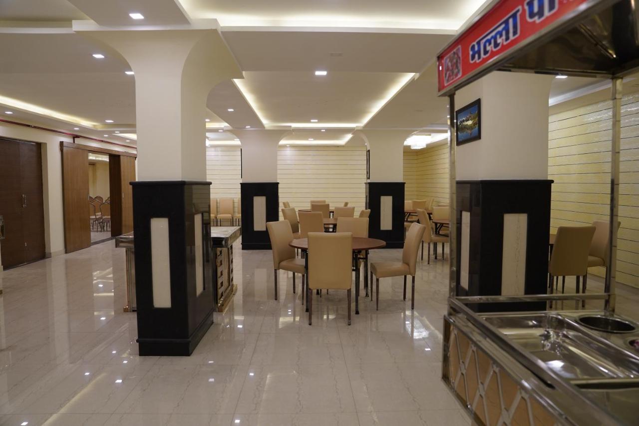 Rama Trident, Katra Hotel Катра Екстериор снимка