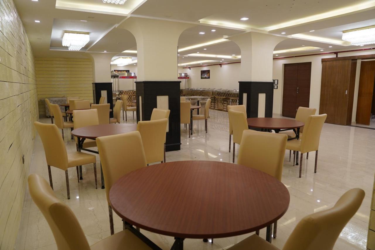 Rama Trident, Katra Hotel Катра Екстериор снимка