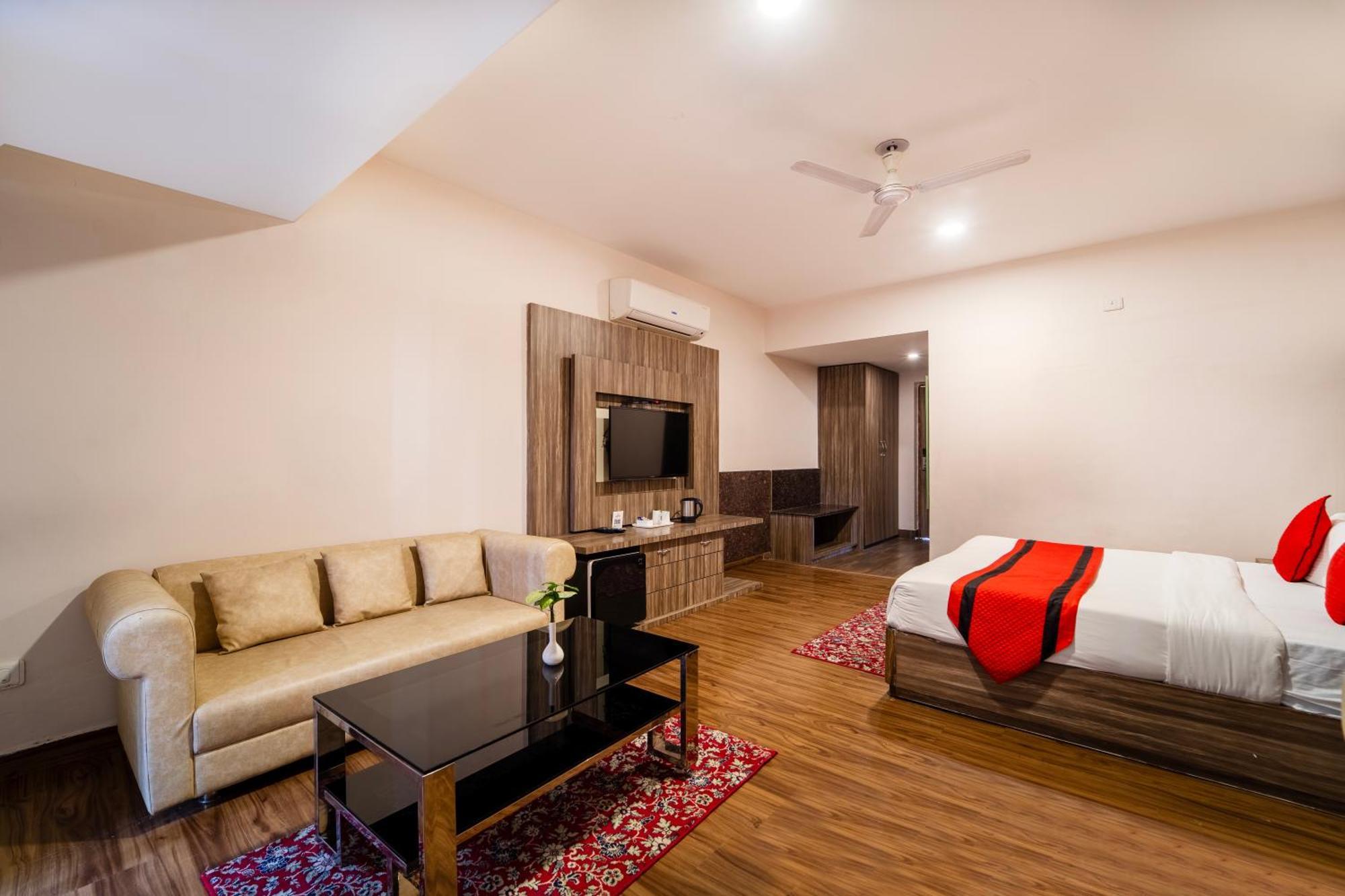 Rama Trident, Katra Hotel Катра Екстериор снимка