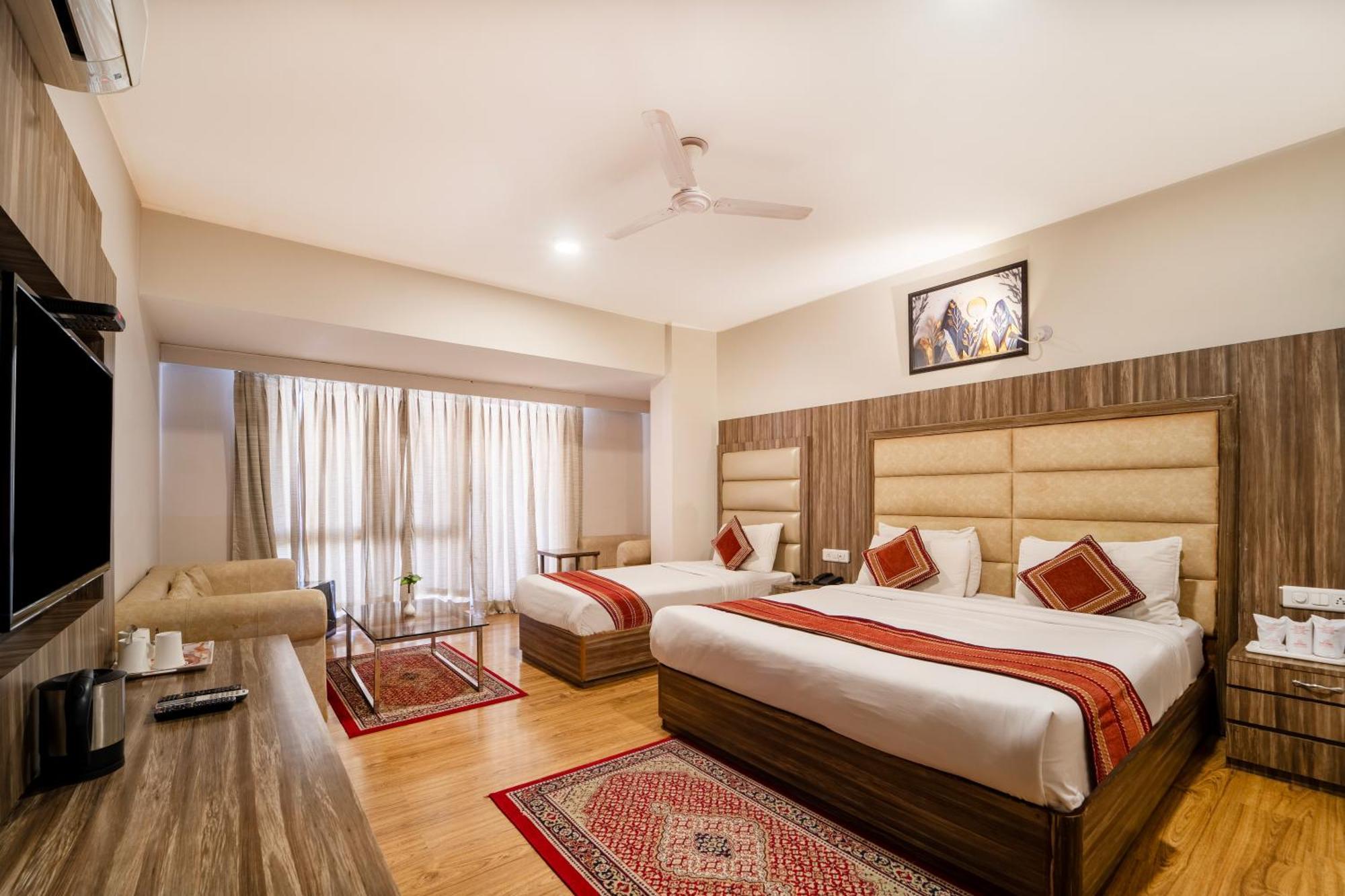 Rama Trident, Katra Hotel Катра Екстериор снимка
