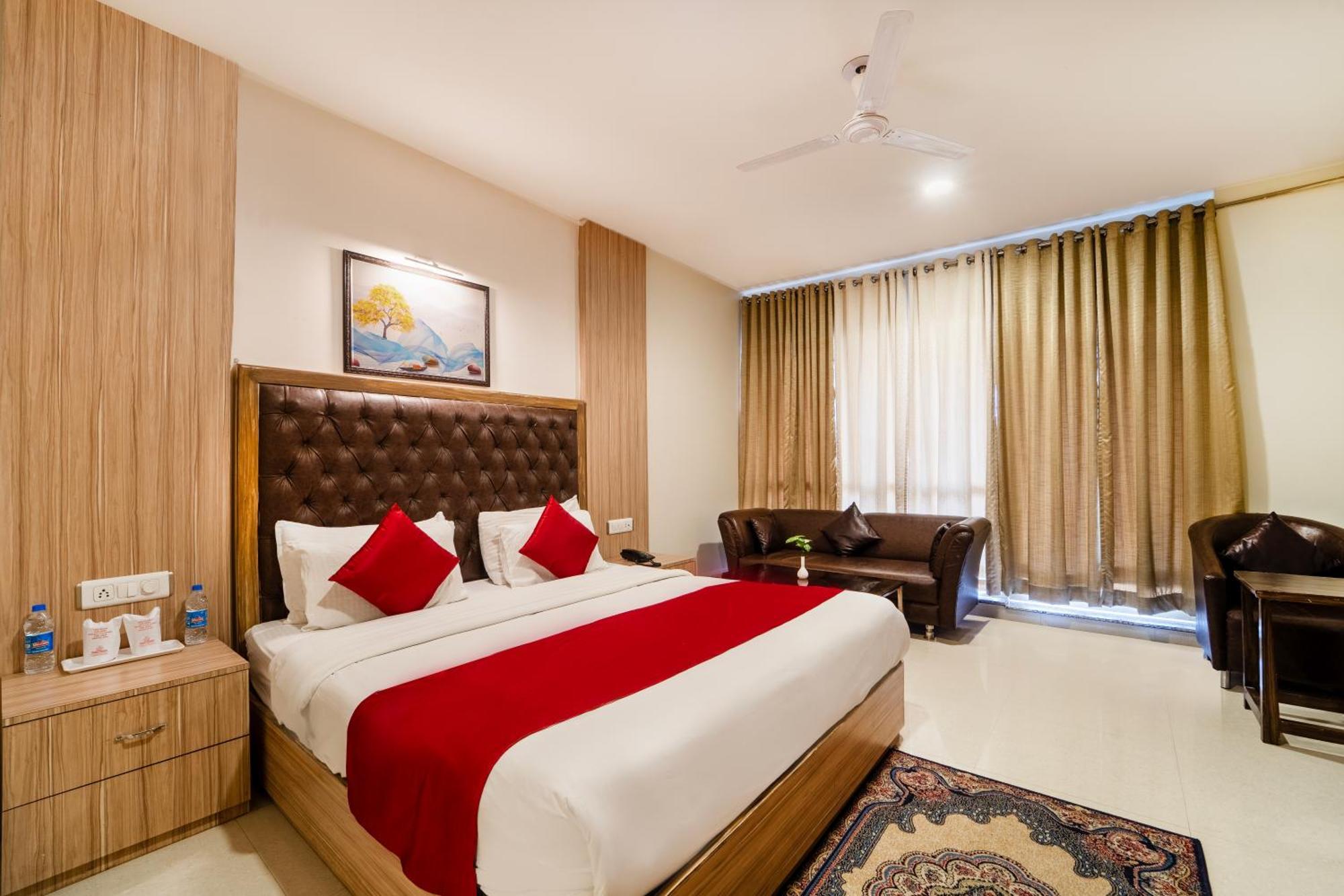 Rama Trident, Katra Hotel Катра Екстериор снимка
