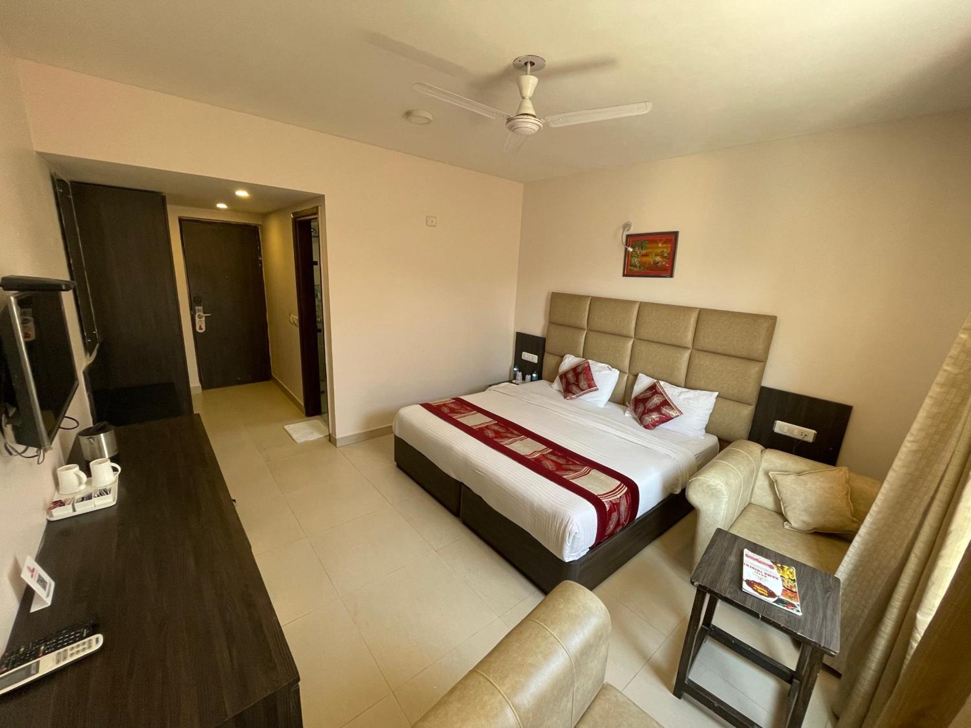 Rama Trident, Katra Hotel Катра Екстериор снимка