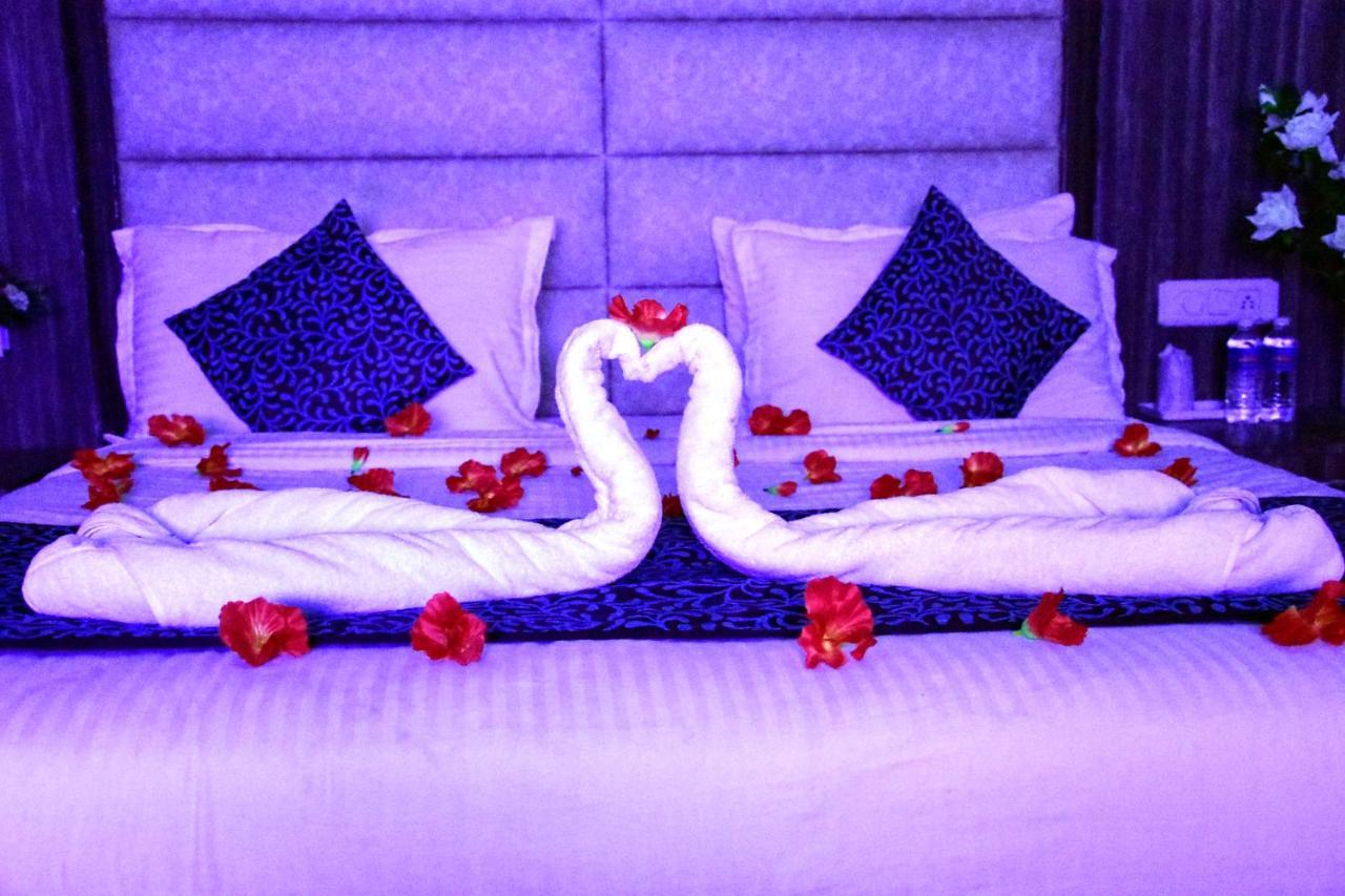 Rama Trident, Katra Hotel Катра Екстериор снимка
