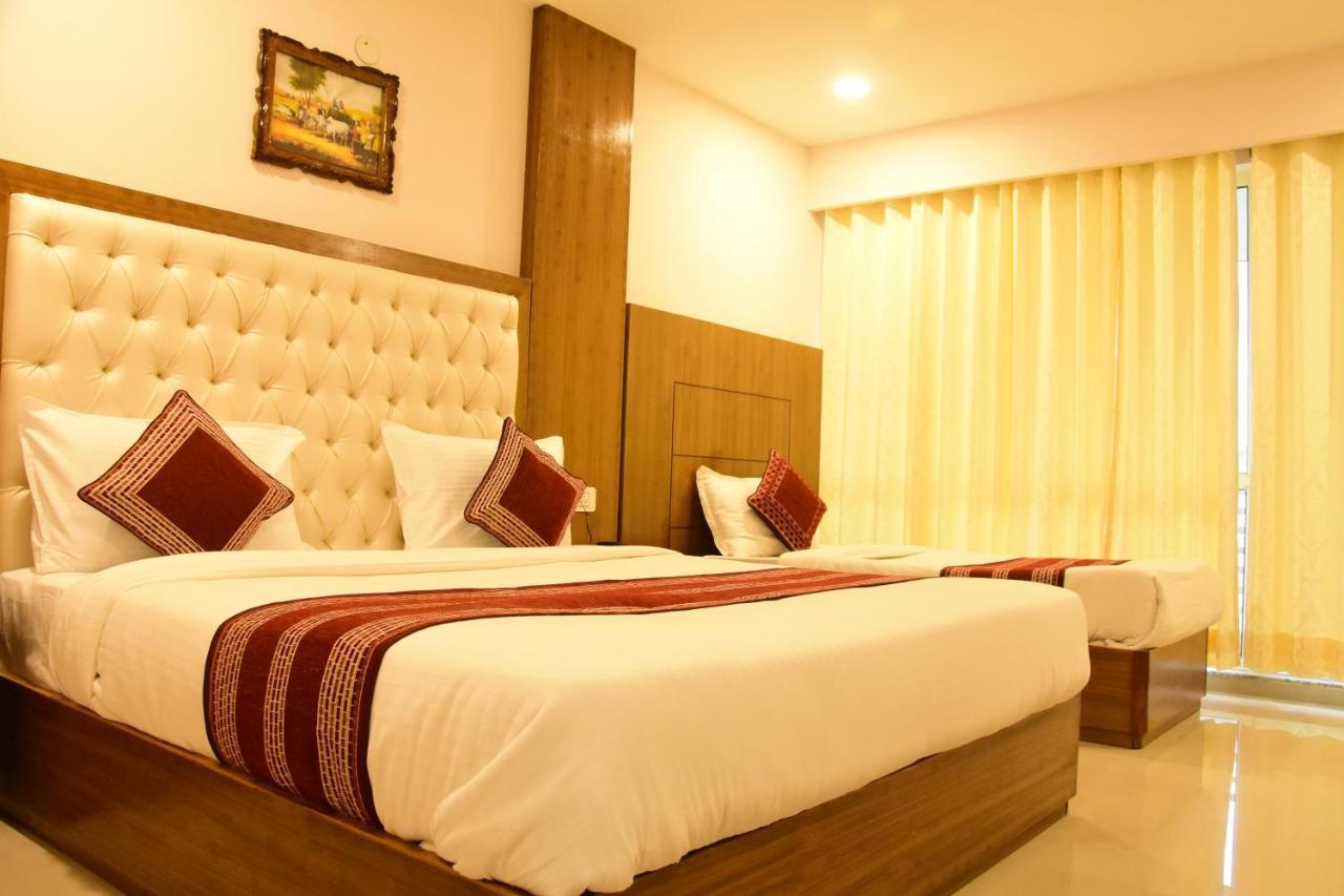Rama Trident, Katra Hotel Катра Екстериор снимка